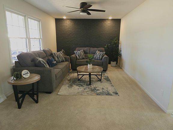 4th image of 4072 W Magnolia Drive