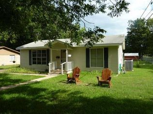 1200 Mulberry St, Teague, TX 75860