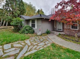1209 Highcrest Dr, Medford, OR 97504