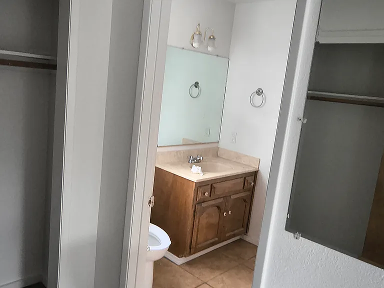 310 Saint Michael Ct — Photo 5