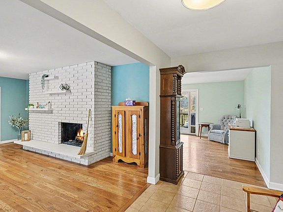 4th image of 1575 Kellogg Rd