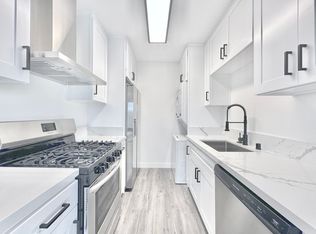 10745 La Grange, Los Angeles, CA 90025
