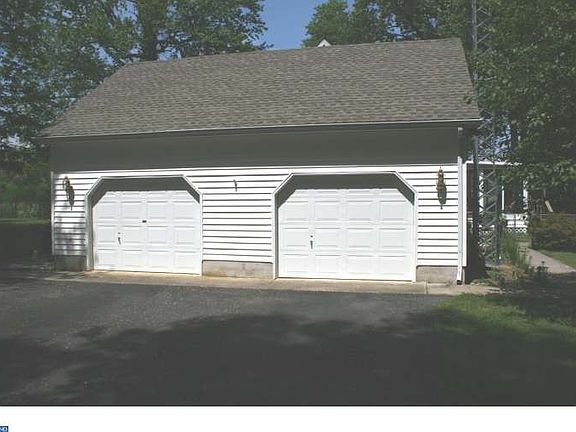 4th image of 7557 Hidden Meadow Ln