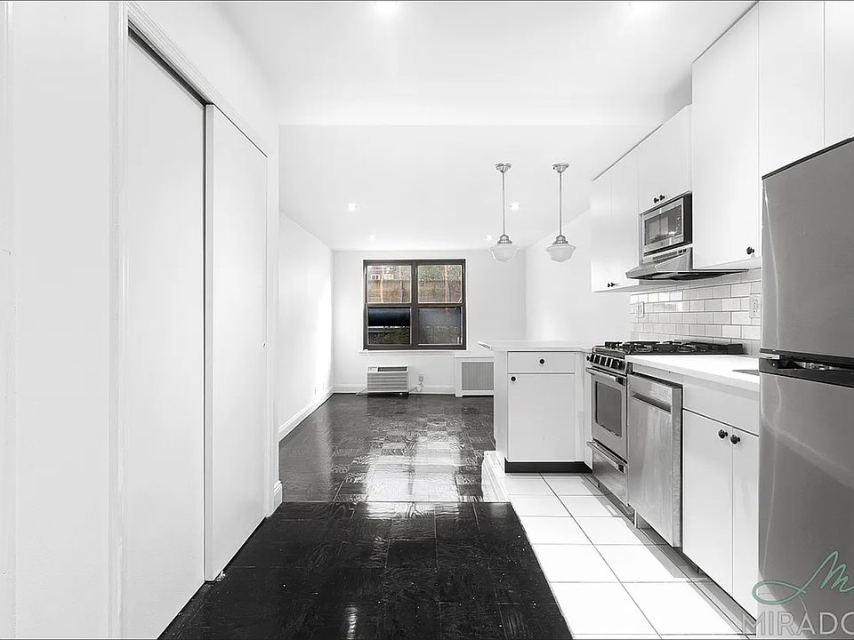 1st image of 255 W 14th St APT 2E