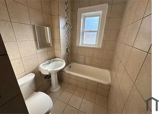 220 Roseville Ave #310 — Photo 4