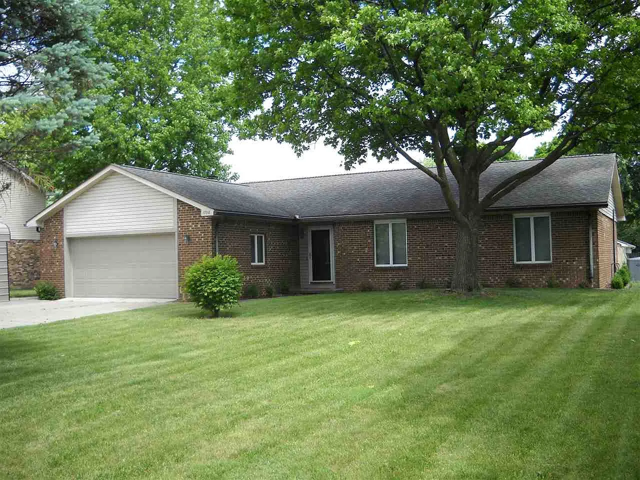 1708 E Alto Rd photo 1
