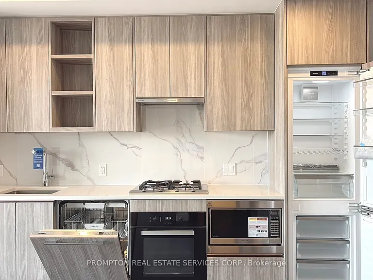 18 Esther Shiner Blvd #736 — Photo 12