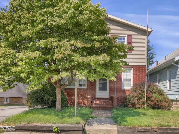 809 Race St, Williamsport, PA 17701