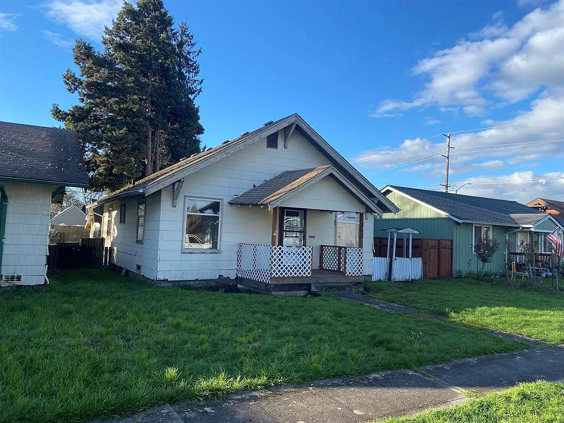 357 22nd Ave. (TP) — Photo 1