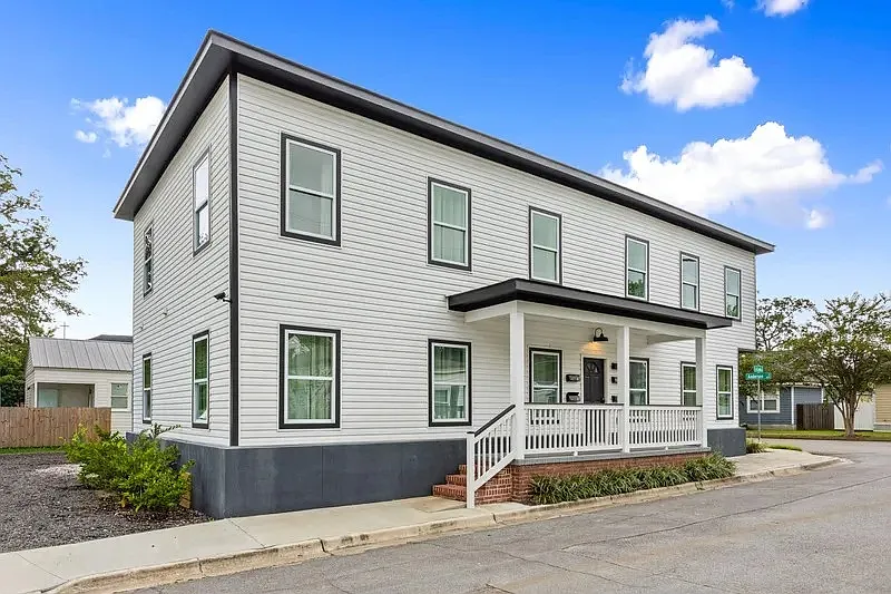 Building Photo - 637 E Anderson St #A