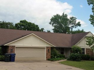 1136 N Faulkner Dr, Claremore, OK 74017