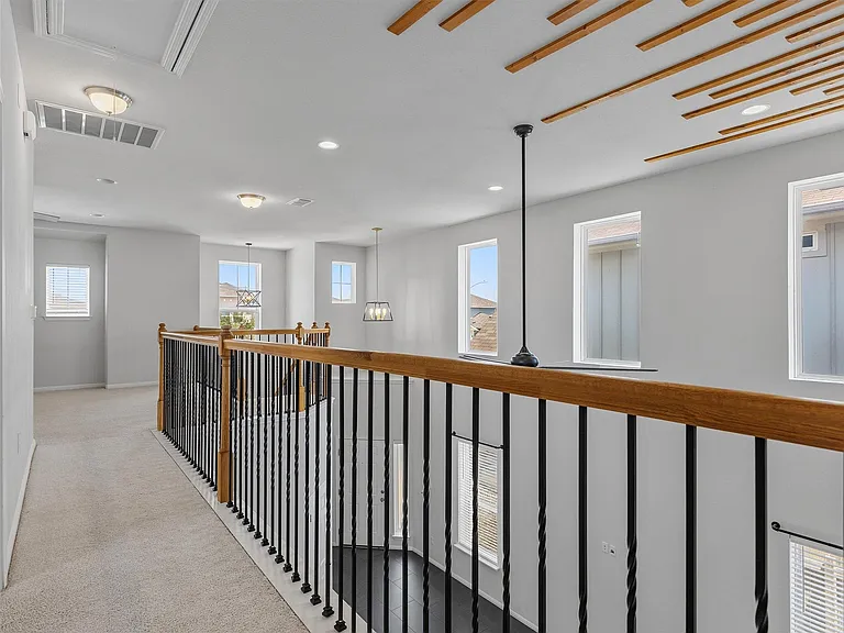 6321 Andes Peak Trl — Photo 20