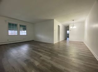 400 N Gates Ave APT 15, Kingston, PA 18704