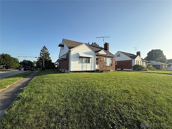4th image of 1712 E Dorothy Ln