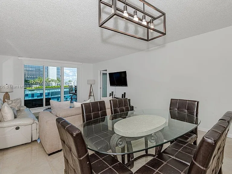 2301 Collins Ave #803 — Photo 19