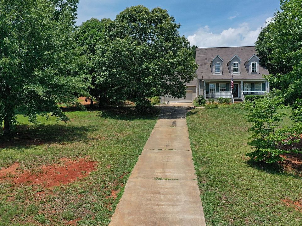1st image of 227 Hallmark Cir