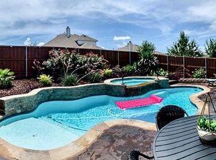 2217 Overton Dr, Forney, TX 75126