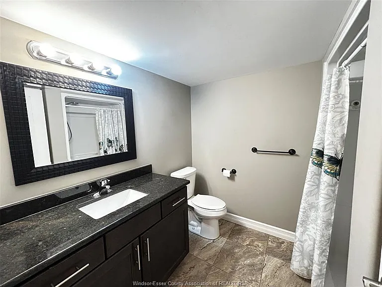 2125 Fox Run Rd — Photo 15