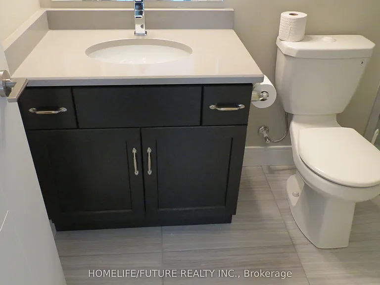 32 Arkell Rd #18 — Photo 2