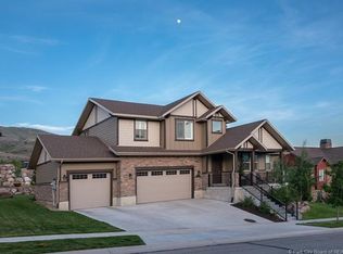 5288 N Lauralwood St, Heber, UT 84032