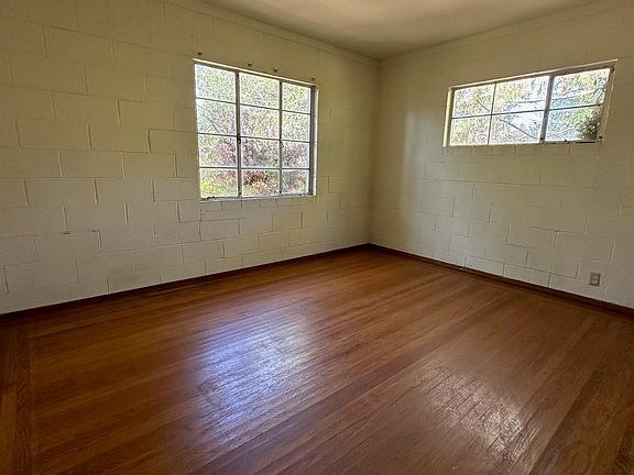 3rd image of 1810 3rd Ave