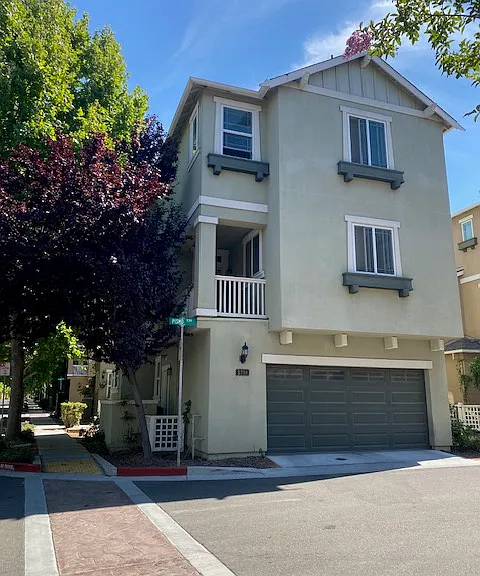 2700 Pismo Ter — Photo 1