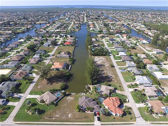 3rd image of 3930 Agualinda Blvd
