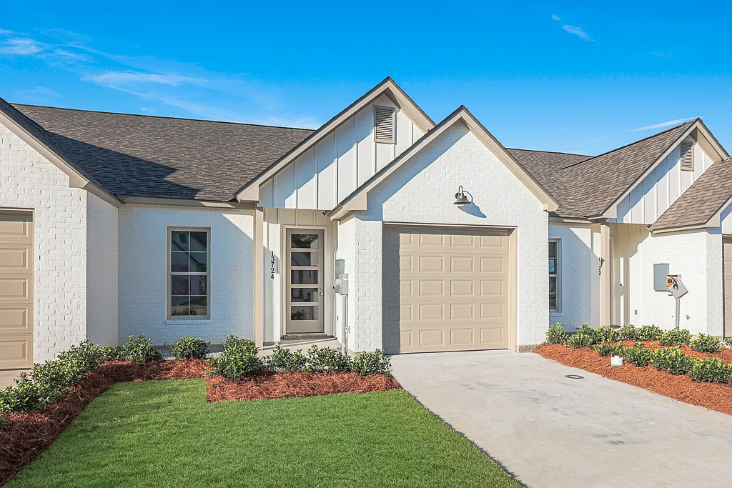 13724 Rivanna Ln — Photo 1