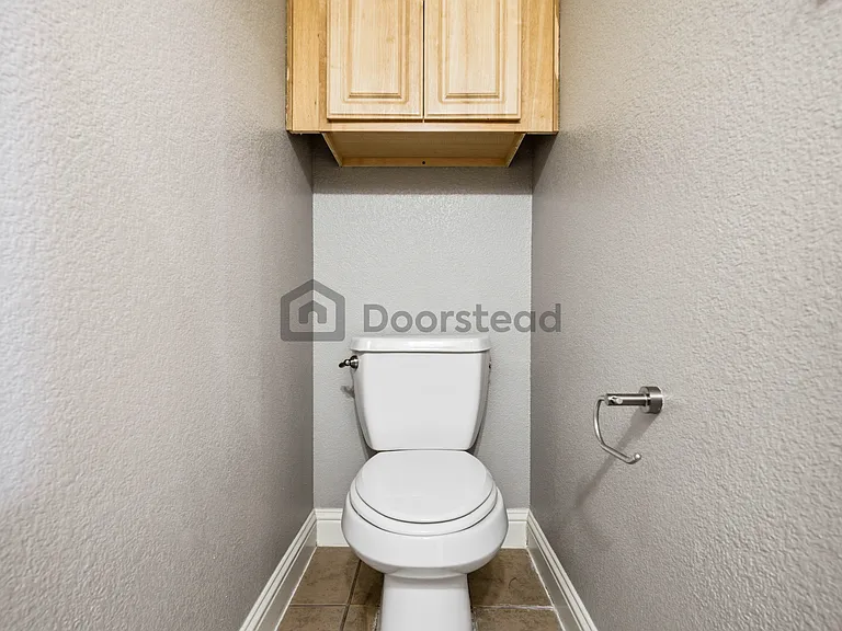 4803 Pecan Springs Rd #B — Photo 18