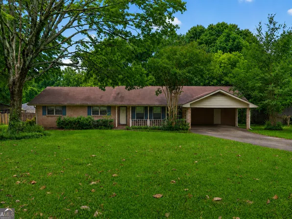 1824 Galilee Ct, Tucker, GA 30084