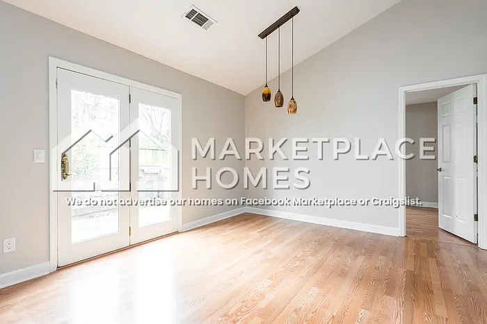 2733 Saint Charles Ln NW — Photo 7