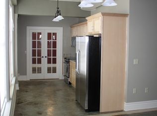 324 Park Central W APT 303, Springfield, MO 65806