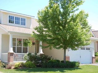 1612 Meadowlark Ln, Rockford, IL 61108