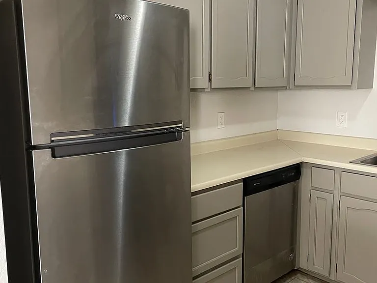 1005 Ivy Dr #398 — Photo 6