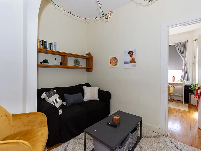57 Brighton Ave #10 — Photo 4