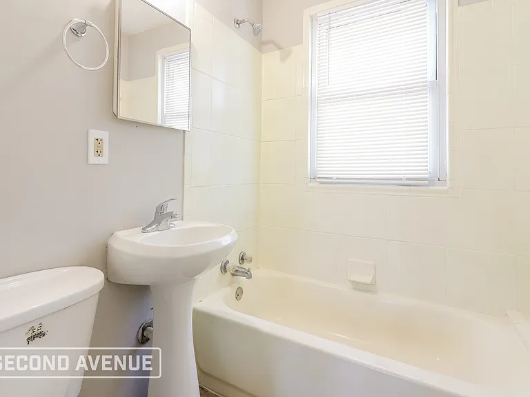 5121 Agnes Ave — Photo 17
