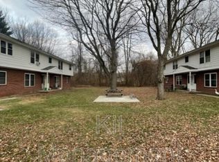 2900 W Dean Rd, Lambertville, MI 48144