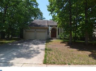 9 Downing Ln, Voorhees, NJ 08043