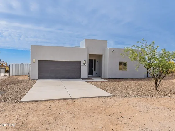 398 E Charleston Pl, Vail, AZ 85641