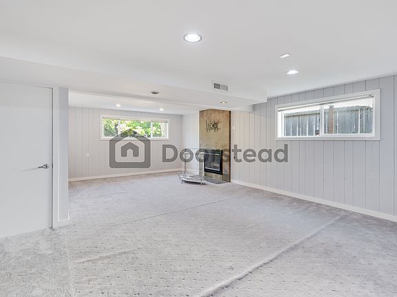 5th image of 146 154th Pl NE