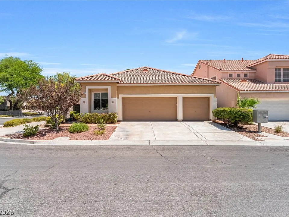 808 Cambridge Cross Pl