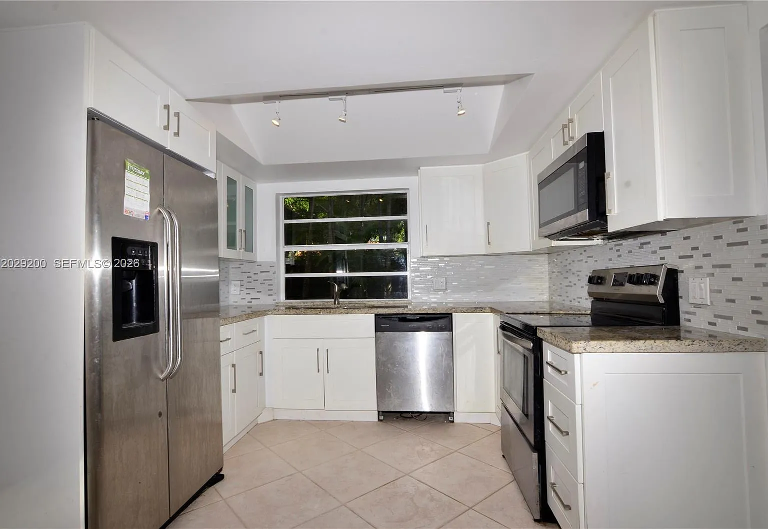 Crossings Vilg Homes Cond — Photo 4