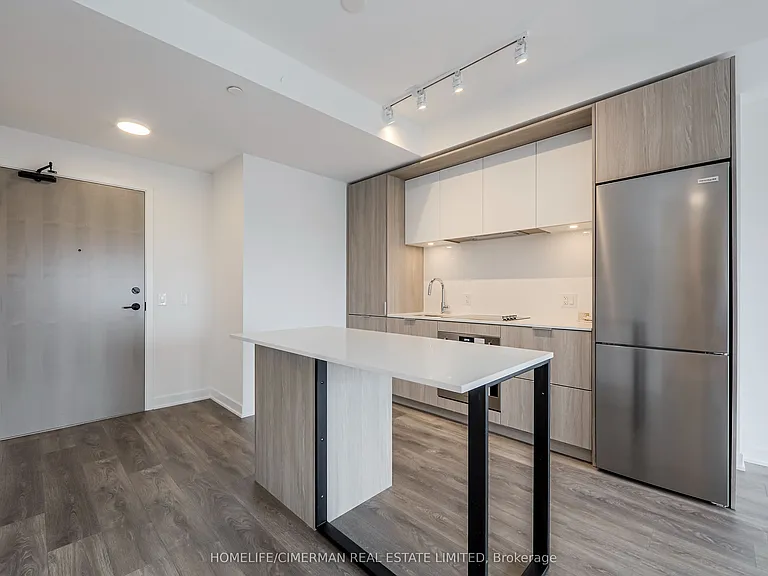130 River St #2611 — Photo 3