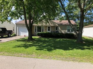 708 E Grove Ave, Effingham, IL 62401