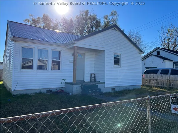 406 23rd St, Dunbar, WV 25064