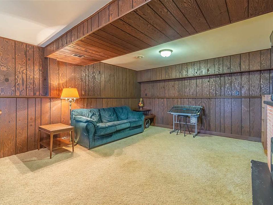 2nd image of 1858 McGann Rd