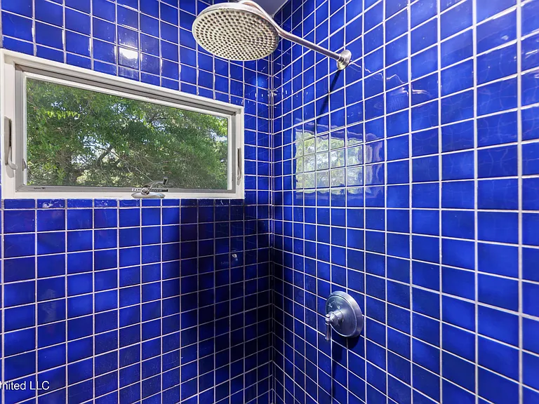 1220 Sunset Ave — Photo 24