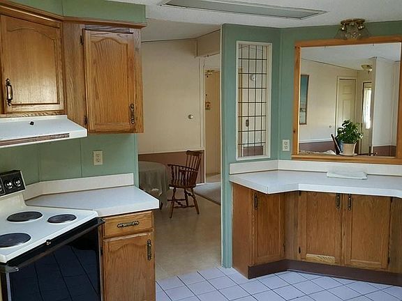 3rd image of 108 Rosewood Dr