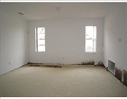 5th image of 133 Albany Dr