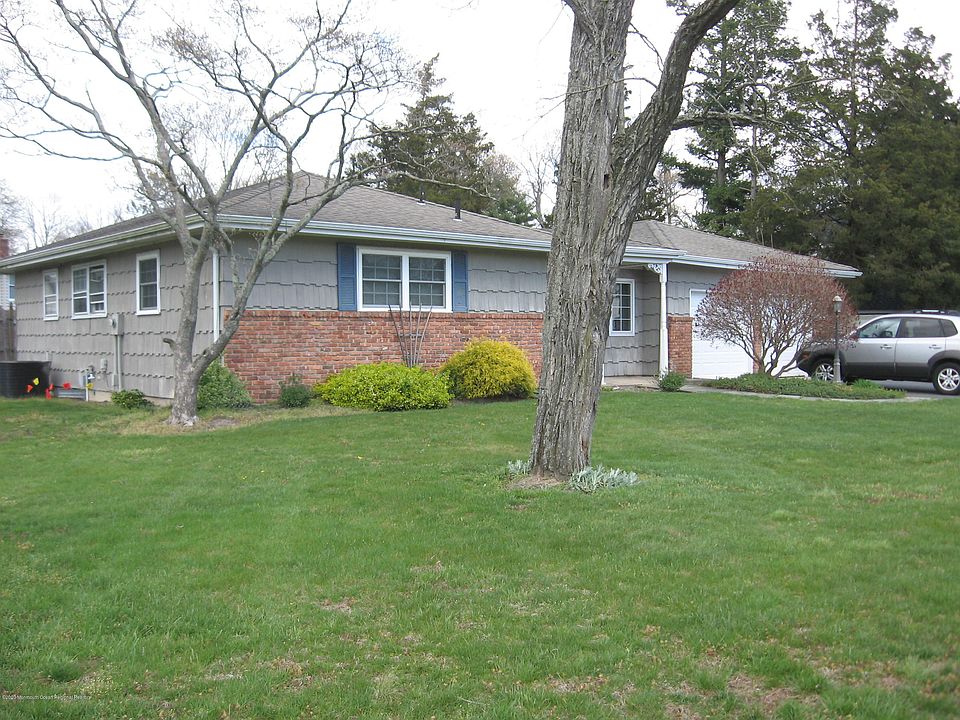 1st image of 688 Sussex Ct